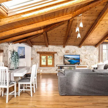 Mirabilia Loft - Amazing Views And Steps From Banana * Vasilikí