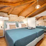 Lägenhet Mirabilia Loft - Amazing Views And Steps From Banana Vasilikí