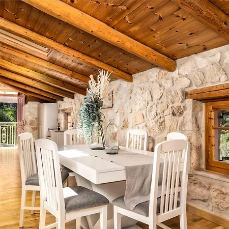 Appartement Mirabilia Loft - Amazing Views And Steps From Banana Vasilikí